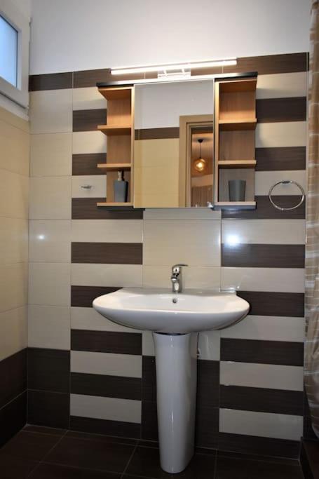 Smailis Apartment 2 Λυγουριό Εξωτερικό φωτογραφία